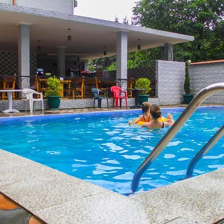 Hulus Hotel Makhinjauri Dış mekan fotoğraf