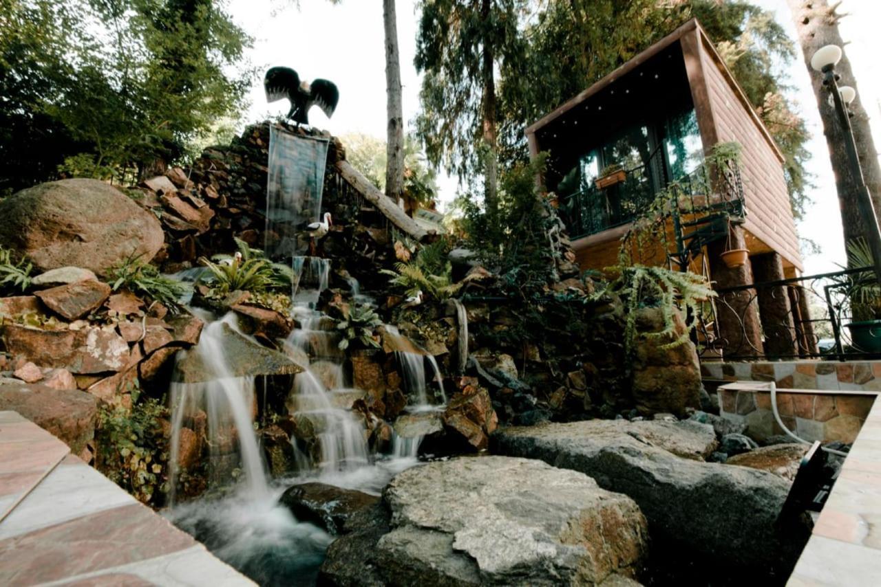 Hulus Hotel Makhinjauri Dış mekan fotoğraf