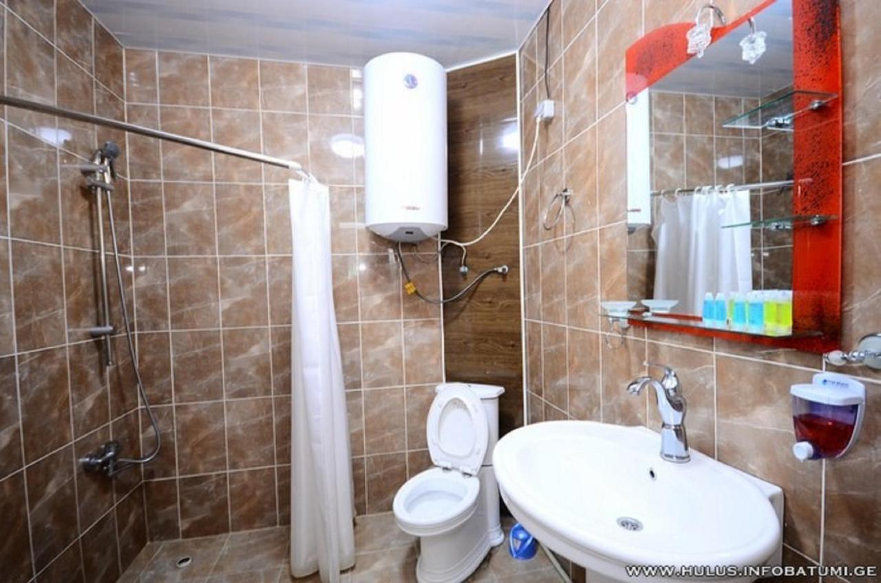 Hulus Hotel Makhinjauri Dış mekan fotoğraf