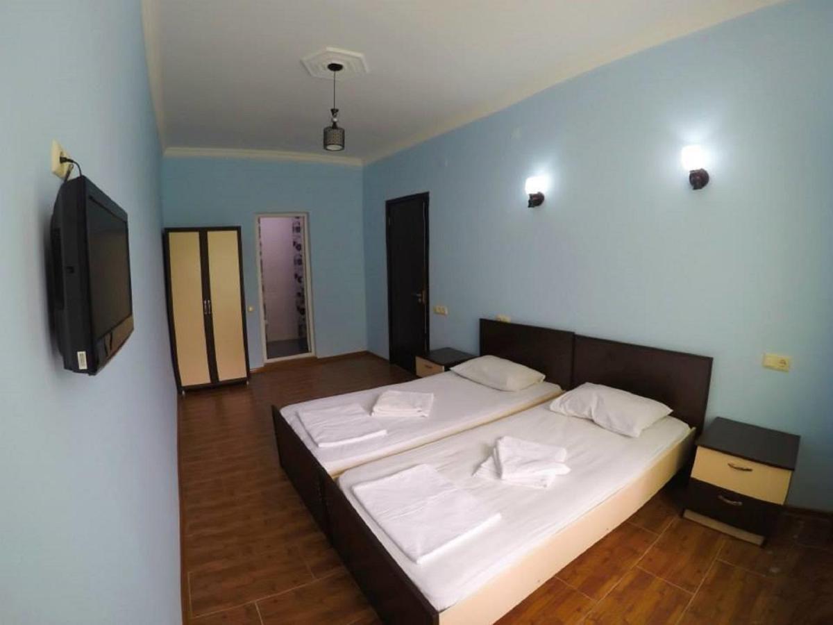 Hulus Hotel Makhinjauri Dış mekan fotoğraf