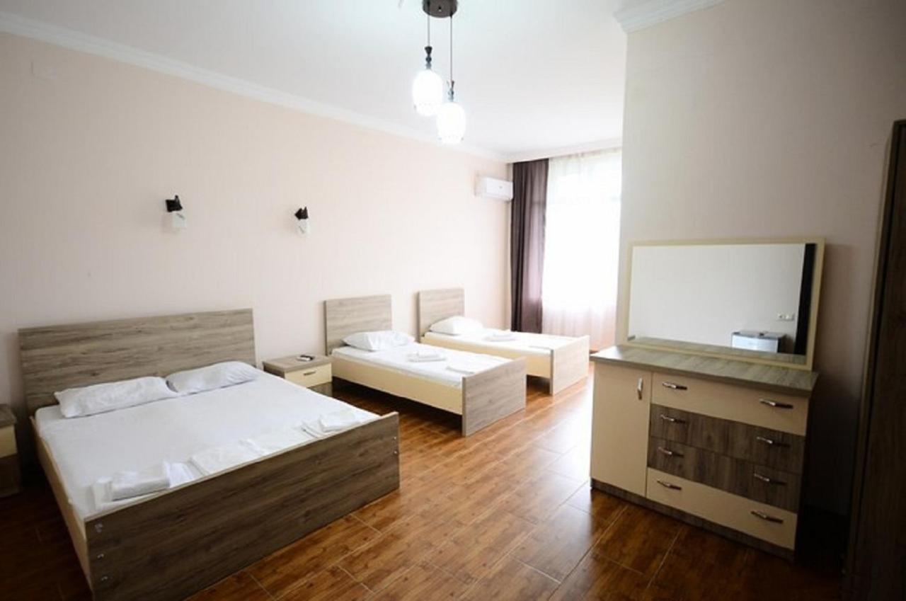 Hulus Hotel Makhinjauri Dış mekan fotoğraf