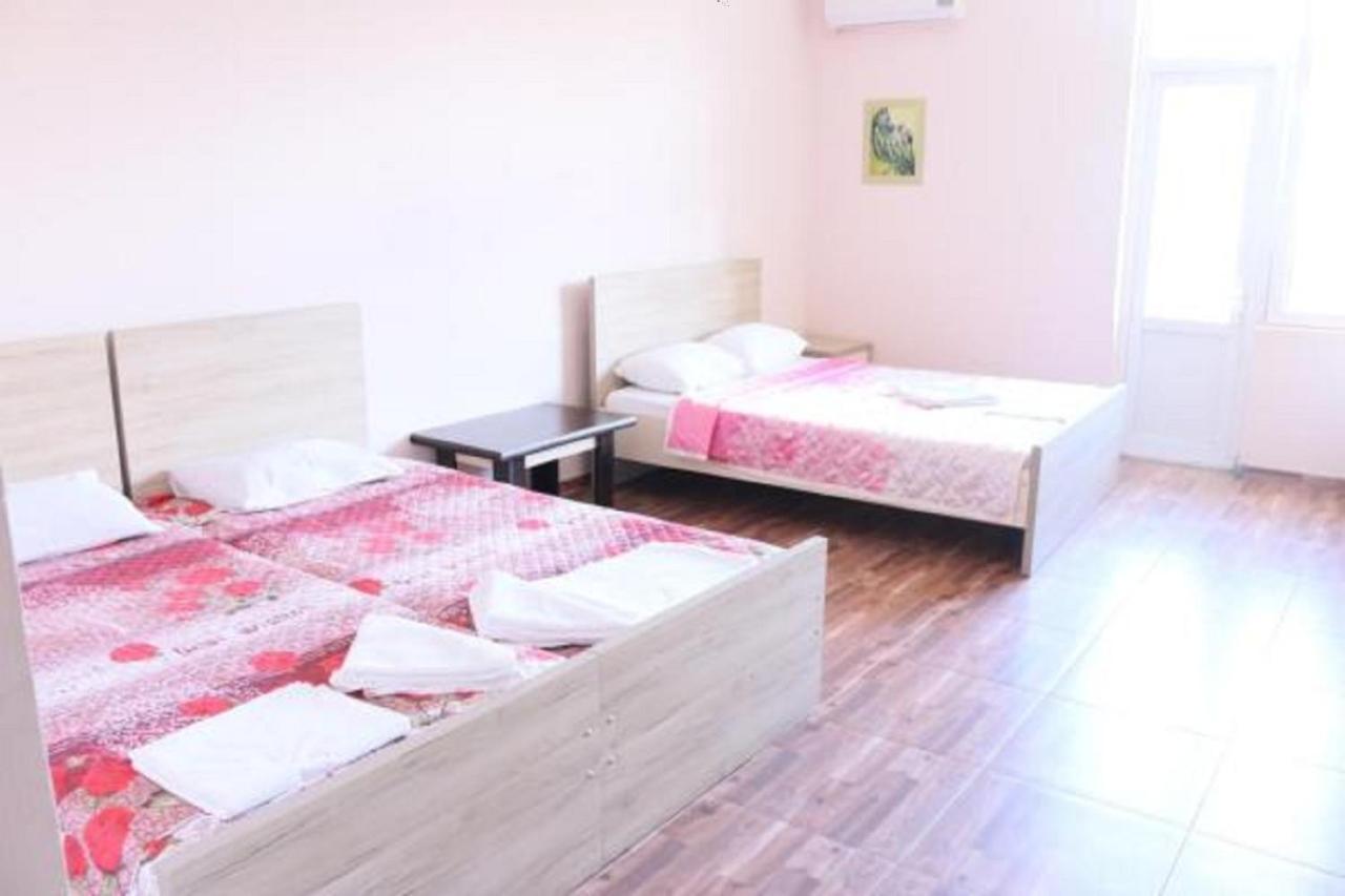 Hulus Hotel Makhinjauri Dış mekan fotoğraf