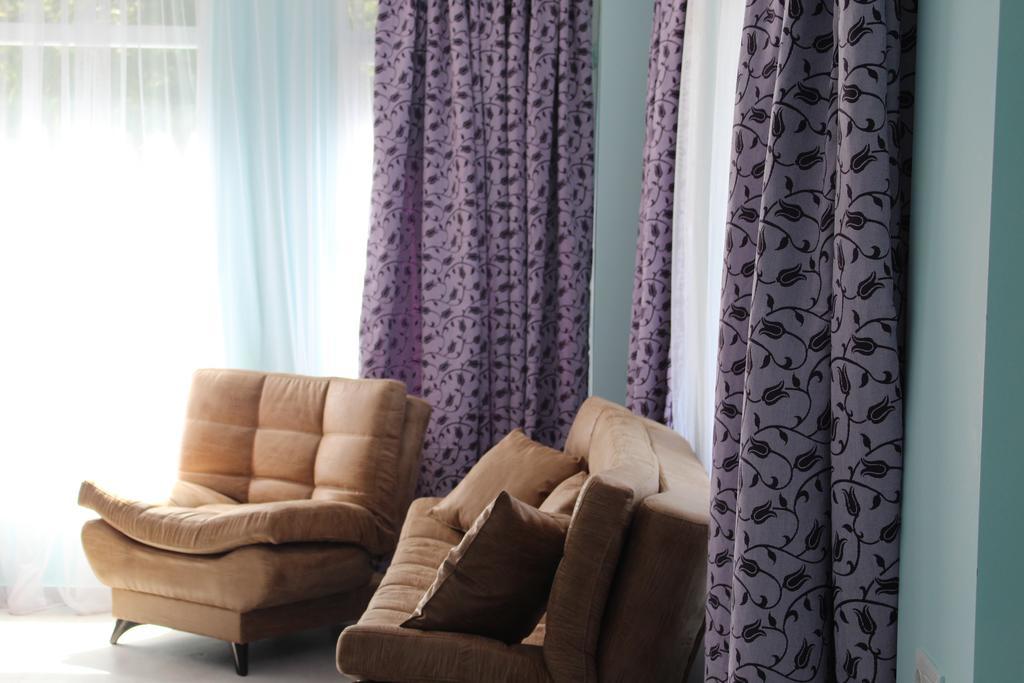 Hulus Hotel Makhinjauri Dış mekan fotoğraf
